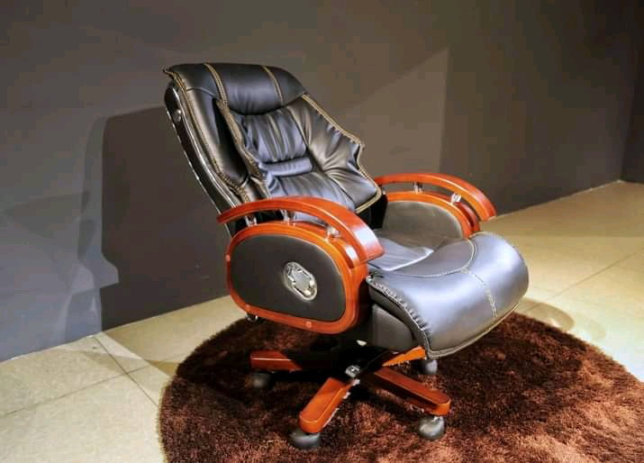 CEO Executive Office Chair | Luxury Executive Seating