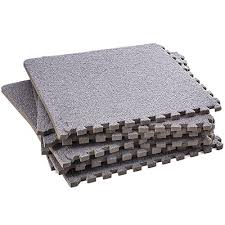 Interlocking carpet tiles