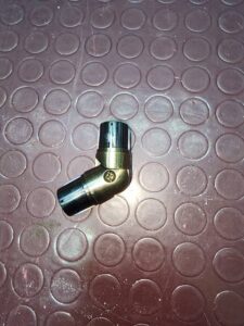 Curtain rod connectors